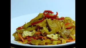 Pedas gurihnya mie setan memang banyak digemari masyarakat. Resep Cara Membuat Kwetiau Goreng Pedas Lezat Youtube