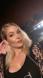 Kendra Swan's Instagram, Twitter & Facebook