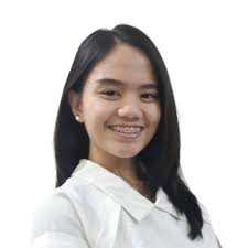 Louise Arroyo's Instagram, Twitter & Facebook