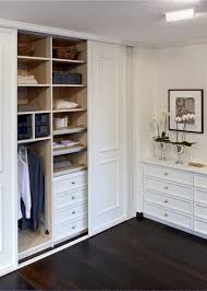 Einbauschranke Nach Mass Einbauschranke Einbauschrank Einen Kleiderschrank Bauen Schrank Design