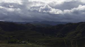 San Luis: ¡Alerta! Vientos Fuertes y Tormentas Azotan el Fin de Semana