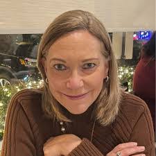 Sarah Scudder's Instagram, Twitter & Facebook