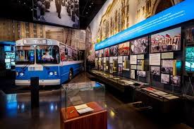 Информация о достопримечательности, фото и подробное описание, интересные факты, местоположение на карте, история. Mesto Elcin Centr Ekaterinburg Afisha