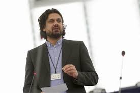Deutsch tamás felajánlotta segítségét cseh katalinnak. Tamas Deutsch Suspended From Epp Group Following Gestapo Remarks