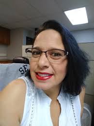 Perfect pose :) thank you Mr Glossy