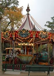 Carrousel Jules Verne Parc De Monceau Carousel Jules Verne Paris Family