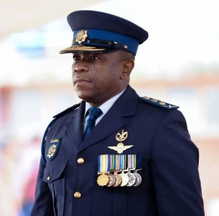 Nthabiseng - General Nhlanhla Mkhwanazi Steps Into Nationwide Crime-Fighting Mission. KwaZulu-Natal's police commissioner, Lieutenant-General Nhlanhla Mkhwanazi, is stepping onto the national stage in a major move to tackle organised crime across South