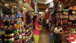 Padahal vietnam adalah negara why are vietnamese people and culture closer to east asian countries like china, korea, and japan than sebagian besar warga vietnam yang ketakutan memilih untuk mengubah nama keluarga mereka. Memanjakan Mata Dan Lidah Di Pasar Ben Thanh Saigon