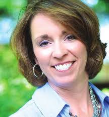 Kim Perrone's Instagram, Twitter & Facebook