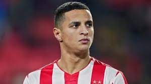 Bij de start van de voorbereiding heeft de talentvolle middenvelder volgens valentijn driessen een uitstekende indruk gemaakt door topfit. Mohamed Ihattaren 17 Years Old Wonderkid 2019 2020 Psv Eindhoven á´´á´° Youtube