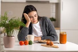 Heartburn occurs when stomach acid comes into contact with the lining of the esophagus. Heartburn And Nausea 5 Possible Causes