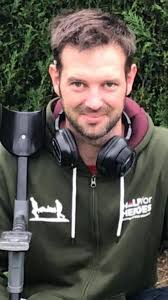 Suffolk: Anglo-Saxon gold pyramid found near Bury St Edmunds