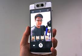 How To Take A Good Selfie Like A Pro In Low Light Mensopedia