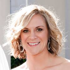 Lori Willeford's Instagram, Twitter & Facebook