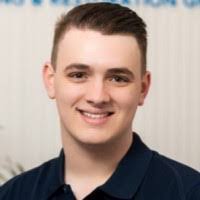 Broderick Davis's Instagram, Twitter & Facebook