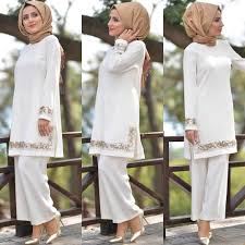 Tesettur Sal On Instagram Tasarim Payet Takimimiz Tunik Boy 105 Cm Pantolon Boy 95 Cm Beden 36 38 40 42 44 46 Kumas 1 Sin Tunik Basortusu Modasi Payet
