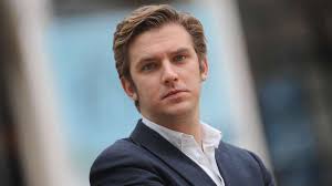 'Downton Abbey' dreamboat Dan Stevens talks Big Bird and his Broadway debut 