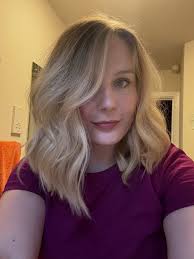 Guys, don't hate me! I may have cut all my hair off 👀 I did love it long,  but I couldn't take the hassle and stress of having to style it all