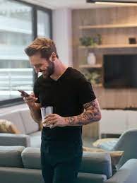 I vecchi annunci personali vanno in pensione. 8 Dating App Per Fare Nuove Conoscenze Westwing