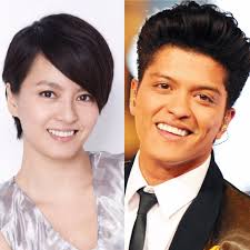 繼之前香港藝人與AV女優、卡通人物、古人撞樣系列...今次到外國人了。 #我以為做乜放一樣既相上黎#FanPiece