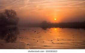 Landskabsmæssigt er byen præget af den 51 meter høje weyerberg, der rager op over omgivelserne. Sunrise Teufelsmoor Near Worpswede Bremen Stock Photo Edit Now 1050301823