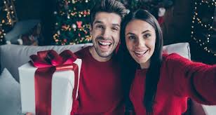 Whether they're married or dating, these unique and practical couple gift ideas, experiences, and more will make any duo smile. What To Gift To A Newly Married Couple Blog