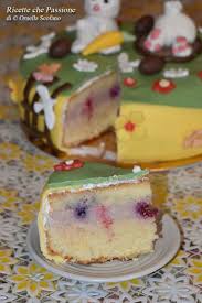 Torta Di Pasqua In Pdz Con Crema Di Fragole E Frutti Di Bosco Ricette Torte Cibo