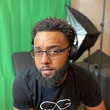 Damon Gaines's Instagram, Twitter & Facebook