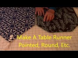 Easy Sewing Technique To Turn The Ends Of A Rectangle Table Runner Into A Smooth Round Edge Pointed 10 Minute Table Runner Table Runners Table Runner Tutorial