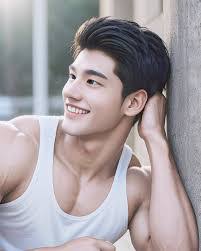 Chase Lin's Instagram, Twitter & Facebook