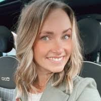 Danielle Hardwick's Instagram, Twitter & Facebook