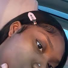 Arielle Harden's Instagram, Twitter & Facebook