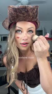 Easy Pirate Makeup Look for Halloween