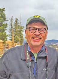 Crowds enjoy colorful floats