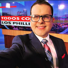 Llegando a los 26 años de carrera profesional en #periodismo. Mi pasión  desde niño. Gracias a Dios por tantas experiencias, aprendizaje y  bendiciones.