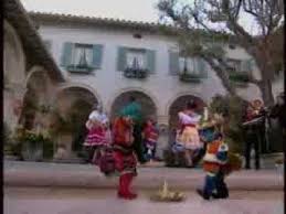 Mexican Hat Dance From Kidsongs I Can Dance Spanish Lessons For Kids Music For Kids Kids Shows