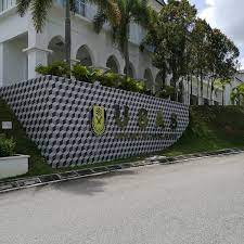 Sultan azlan shah university (malay: Universiti Sultan Azlan Shah Usas Kuala Kangsar Perak