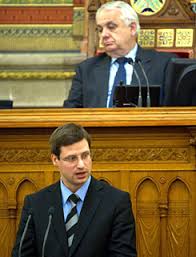 Képviselő, jogász, református, miniszter www.gulyasgergely.hu. Egy Ujonc Az Alkotmany Mogott Gulyas Gergely Gyors Karrierje A Fideszben