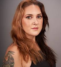 Sarina Davis's Instagram, Twitter & Facebook