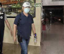 空軍退役少將錢耀棟、退役中校魏先儀被控為中國發展組織，企圖吸收前國防部副部長張哲平等人。北檢約談2人到案，今天凌晨諭令錢、魏以 20 萬、 30 萬元交保。 Z6zwczywobklrm