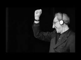 L'era del cinghiale bianco, up patriots to arms, bandiera bianca, centro di gravità permanente, voglio vederti danzare, la stagione dell'amore, mal d'africa, no time no space, e ti vengo a cercare, l'oceano di silenzio. Franco Battiato La Stagione Dell Amore Live Youtube