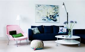 On peut ainsi décorer la cuisine avec un tableau de fruit ou de fleur, ou encore la chambre à coucher avec un thème plus reposant. Tableau Abstrait Dans La Salon En 25 Idees De Deco Murale