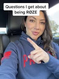 April Reid's Instagram, Twitter & Facebook