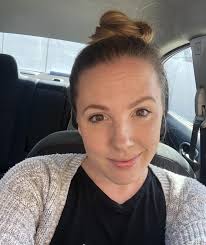 Just went through my man's followers you'd think he does makeup and lashes