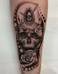 Gambar tato keren di kaki, gambar tato bunga, gambar tato di dada, gambar tato keren di lengan, gambar tato simple, gambar tato tulisan, . Rose Flower And Grey Skull Tattoo
