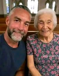 Boxer with heart tattoo of Cassandra