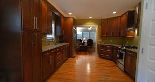 I Like This Need A Blue Wall Though Kitchen Cabinet Outlet Kitchen Cabinets Kitchen Design