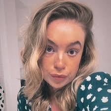 Amber Steward's Instagram, Twitter & Facebook