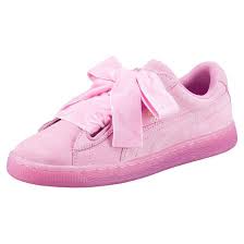 Pretty Shoes Panosundaki Pin