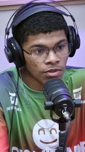 Esporte é mais que movimento, é transformação! 🏐✨ O professor Eli Mendes  compartilhou sua visão sobre como o trabalho em parceria com O Pequeno  Nazareno fortalece a integração entre os alunos, promovendo